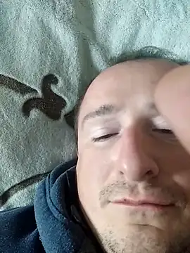 Snapshot of zurab39 chatting on 09/28/25, 12:54 zurab39 online show from 09/28/25, 12:54