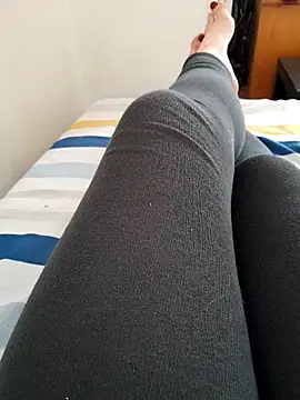 Snapshot of claradominafeet0 chatting on 12/17/25, 12:44 claradominafeet0 online show from 12/17/25, 12:44