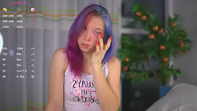 Snapshot of JuliannaWenger chatting on 11/18/25, 03:49 JuliannaWenger online show from 11/18/25, 03:49