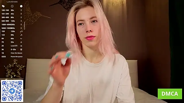 Snapshot of JuliannaWenger chatting on 02/20/26, 03:56 JuliannaWenger online show from 02/20/26, 03:56