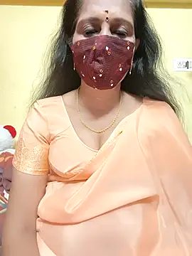 Snapshot of mallu-reshma chatting on 09/15/25, 10:26 mallu-reshma online show from 09/15/25, 10:26