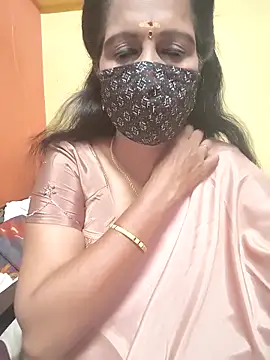 Snapshot of mallu-reshma chatting on 10/02/25, 10:22 mallu-reshma online show from 10/02/25, 10:22