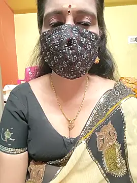 mallu-reshma online show from 10/25/25, 01:51