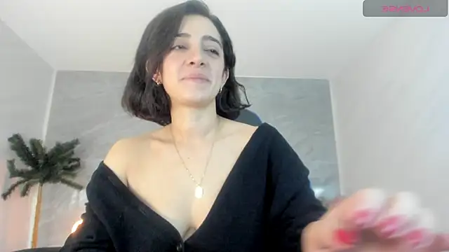 sara lopez s online show from 10/02/25, 01:34
