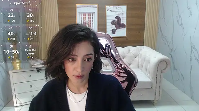 Snapshot of sara_lopez_s chatting on 02/05/26, 01:16 sara lopez s online show from 02/05/26, 01:16