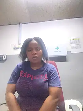 Snapshot of Babedaawl chatting on 12/16/25, 11:43 Babedaawl online show from 12/16/25, 11:43