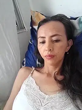 zaira spice online show from 09/10/25, 08:31