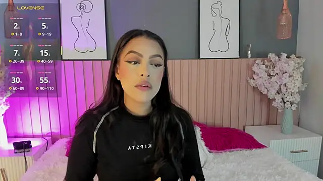 Snapshot of Mila_Hank_ chatting on 02/17/26, 12:12 Mila Hank online show from 02/17/26, 12:12