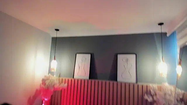 Snapshot of Mila_Hank_ chatting on 03/02/26, 12:12 Mila Hank online show from 03/02/26, 12:12