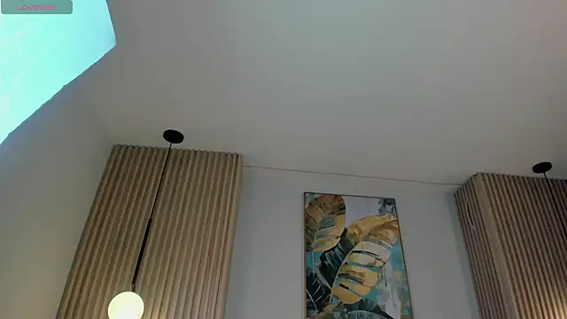 Snapshot of Mila_Hank_ chatting on 03/27/26, 12:16 Mila Hank online show from 03/27/26, 12:16