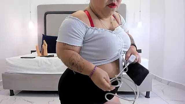 PamelaBonnet mml online show from 04/11/26, 08:02