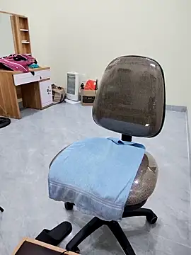 Lyly suri07 online show from 04/04/26, 10:29