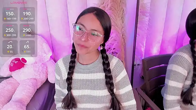 Annie  2 online show from 11/01/25, 12:18