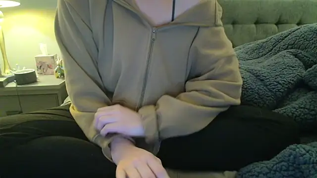 ariawoods online show from 12/16/24, 11:28