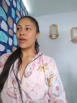 KittyHoleshot87 online show from 02/02/26, 03:00