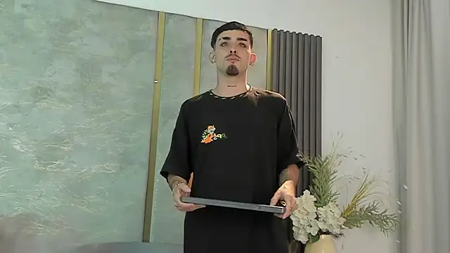 NikoStone  online show from 01/15/26, 04:39