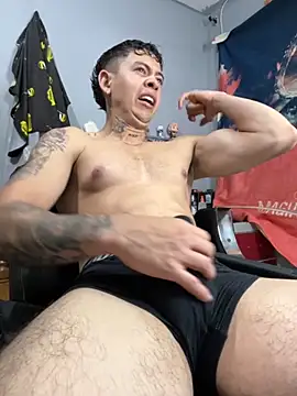 Snapshot of AlamJams chatting on 11/21/25, 12:10 AlamJams online show from 11/21/25, 12:10