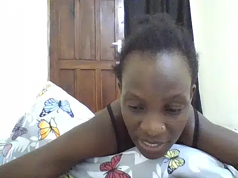 Snapshot of Lusty_Aliyah chatting on 09/13/25, 11:10 Lusty Aliyah online show from 09/13/25, 11:10