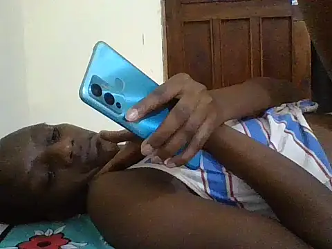 Snapshot of Lusty_Aliyah chatting on 09/18/25, 07:49 Lusty Aliyah online show from 09/18/25, 07:49
