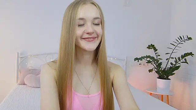 KumiKruz online show from 10/05/25, 01:20