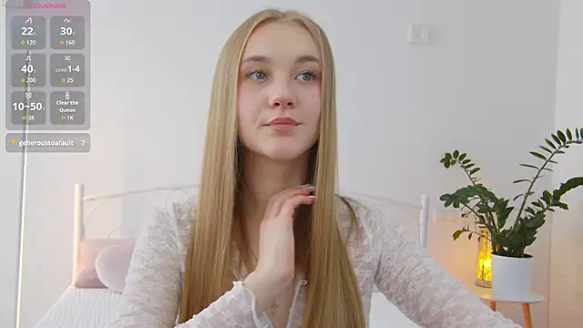 KumiKruz online show from 10/14/25, 01:34