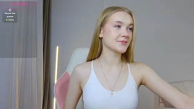 KumiKruz online show from 11/14/25, 02:27