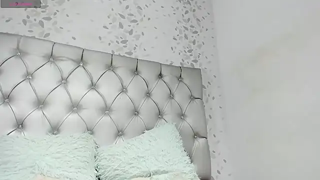 michelle perla online show from 11/08/25, 07:45