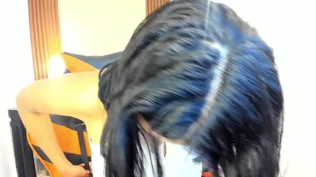 Snapshot of Thais_kim chatting on 09/09/25, 12:59 Thais kim online show from 09/09/25, 12:59