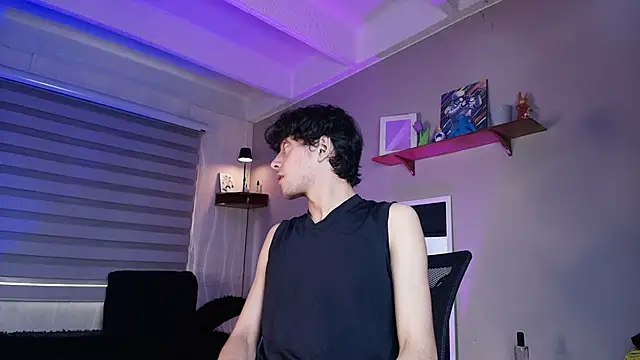 Dani Lips  online show from 10/04/25, 08:18