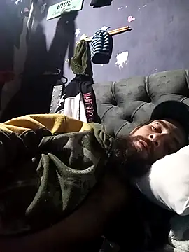 Snapshot of hairy_mannn chatting on 11/16/25, 03:39 hairy mannn online show from 11/16/25, 03:39