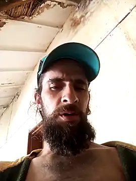 Snapshot of hairy_mannn chatting on 11/21/25, 02:16 hairy mannn online show from 11/21/25, 02:16