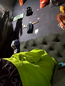 Snapshot of hairy_mannn chatting on 11/26/25, 06:31 hairy mannn online show from 11/26/25, 06:31