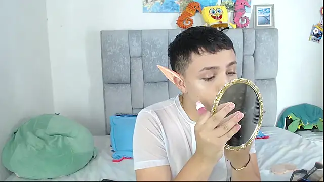 Snapshot of christopher_Hot chatting on 11/07/25, 02:11 christopher Hot online show from 11/07/25, 02:11