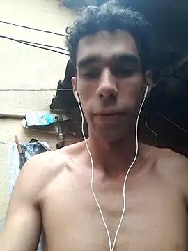 Snapshot of Dedede32 chatting on 09/22/25, 07:49 Dedede32 online show from 09/22/25, 07:49