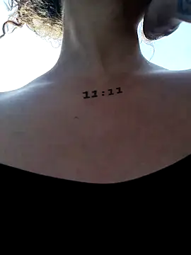 roxyrougee online show from 12/18/25, 09:32