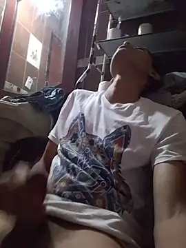 aispuro8505 online show from 02/04/26, 05:19