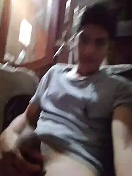 aispuro8505 online show from 04/26/26, 07:28