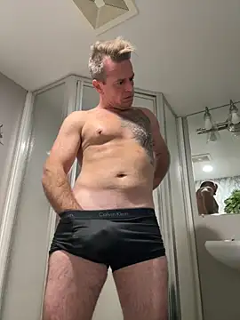 DILFiGuess11 online show from 11/18/25, 06:45