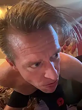 DILFiGuess11 online show from 02/09/26, 01:48