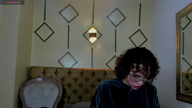 Aaron Fordd online show from 09/18/25, 01:13