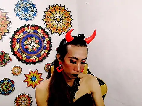 xx9inchesCOCKxx online show from 10/28/25, 02:04