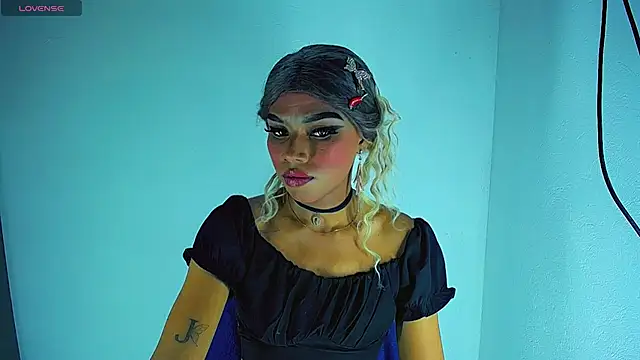 Snapshot of TheBlackwidows chatting on 09/22/25, 07:21 TheBlackwidows online show from 09/22/25, 07:21