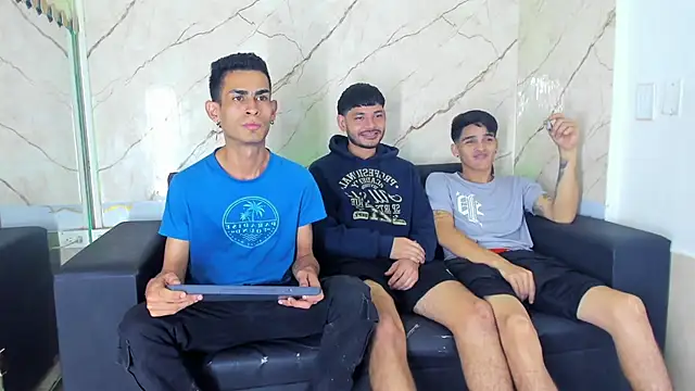 Golldens Dreamss online show from 11/27/25, 01:57