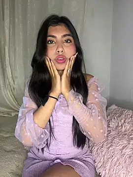 Snapshot of DianeSuns_ chatting on 01/15/26, 04:06 DianeSuns online show from 01/15/26, 04:06