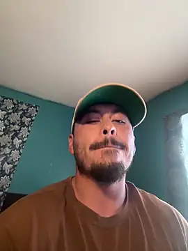 Snapshot of AlexR9700 chatting on 09/27/25, 05:51 AlexR9700 online show from 09/27/25, 05:51