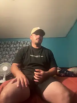 Snapshot of AlexR9700 chatting on 10/06/25, 08:01 AlexR9700 online show from 10/06/25, 08:01