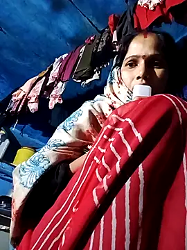 Jooli xx online show from 11/05/25, 03:23