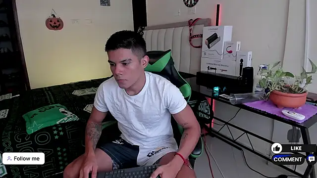 Jack castell online show from 10/02/25, 12:34