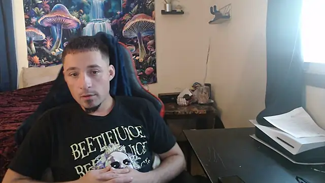 Snapshot of YoBlezz chatting on 09/29/25, 05:51 YoBlezz online show from 09/29/25, 05:51