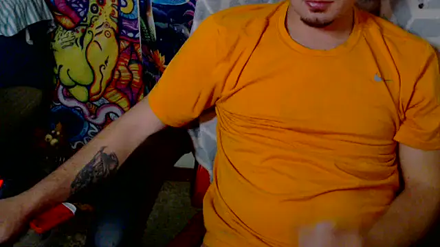 Snapshot of YoBlezz chatting on 12/05/25, 05:05 YoBlezz online show from 12/05/25, 05:05